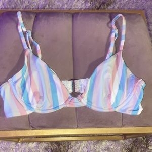 Beach Riot bikini top